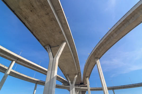 Semi hauling oversized concrete load slams into overpass — chunks of ...