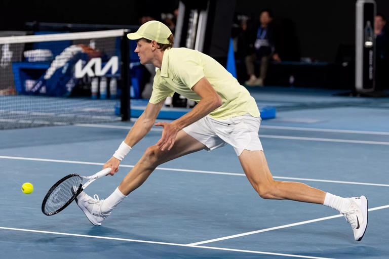 How serious is Jannik Sinner’s knee injury?