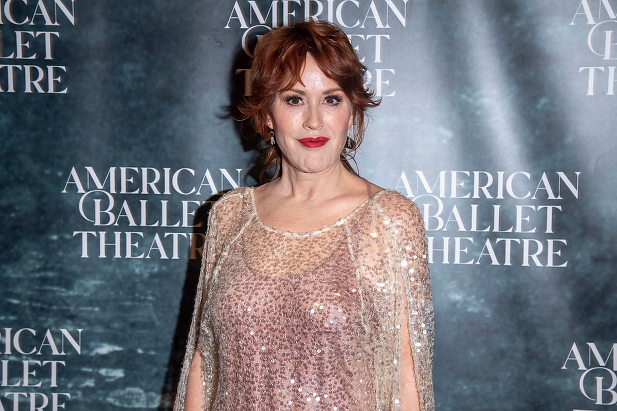 Molly Ringwald, 58, reveals the one word she avoids during fights with ...