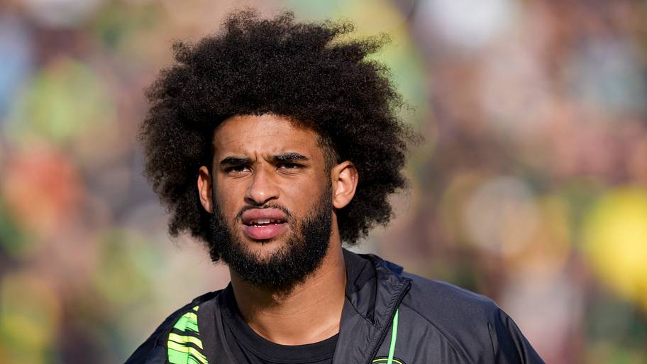 Two college football stars lose 2027 NFL draft ground as former walk-on surges