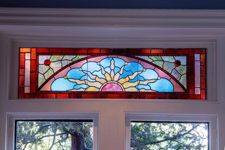 Cool listing: A color-drenched townhouse in Dupont Circle