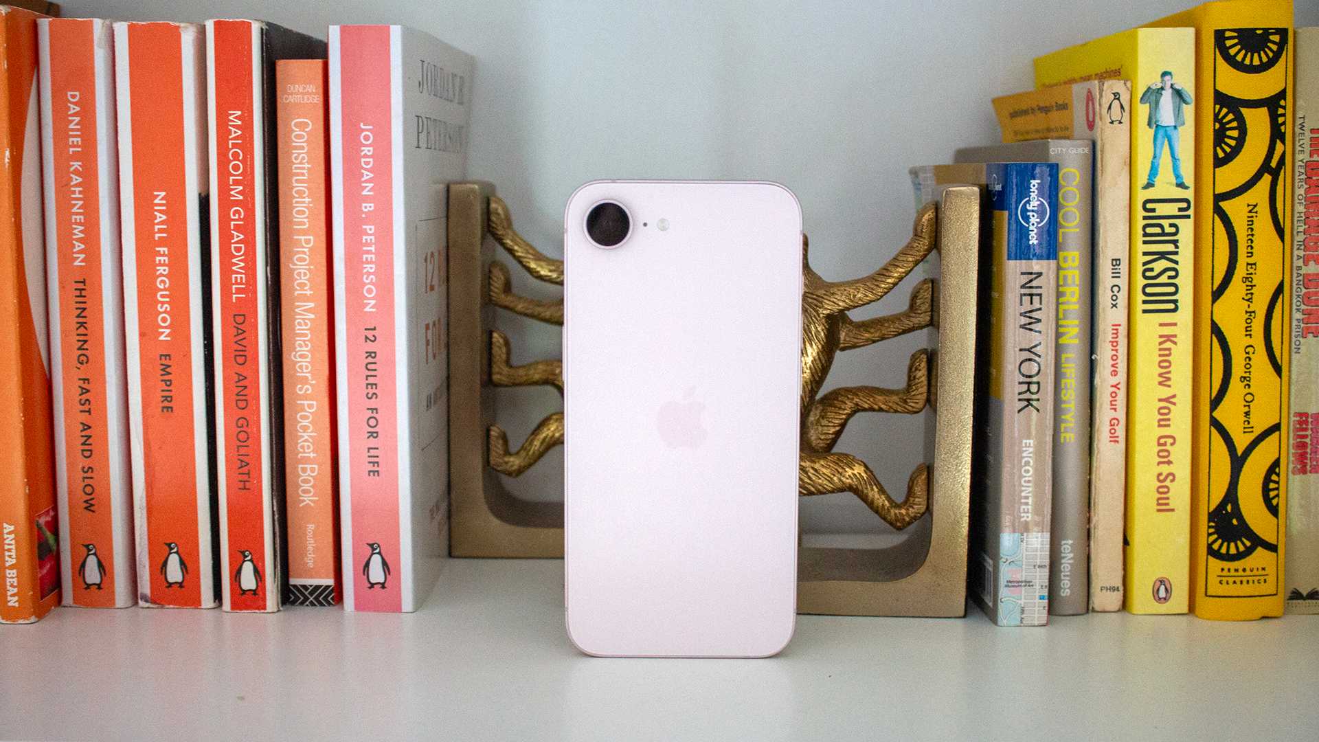 Google Pixel 10a could have a key advantage over the iPhone 18e