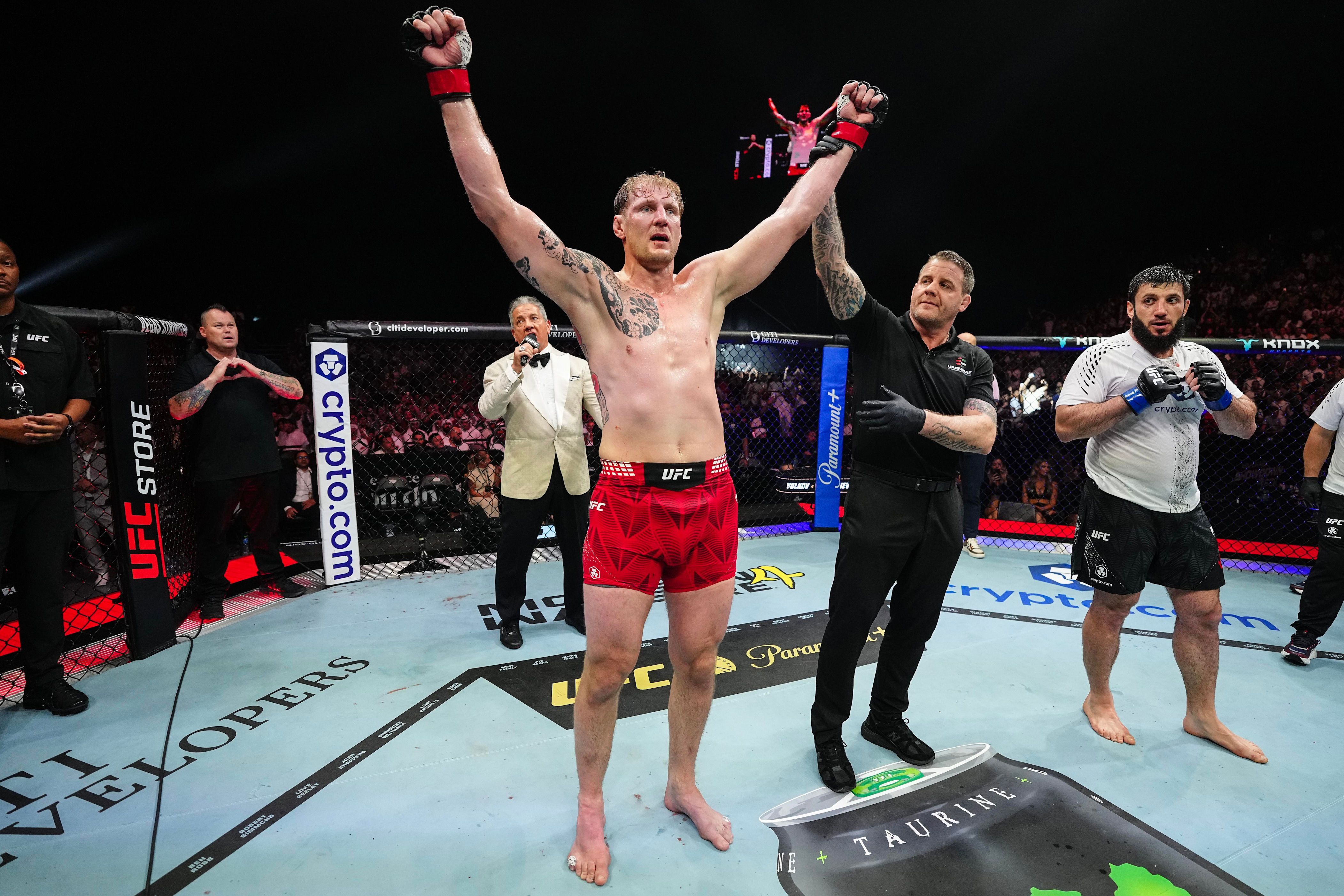 Got next? Alexander Volkov sails past Alex Pereira in UFC 333 rankings ...