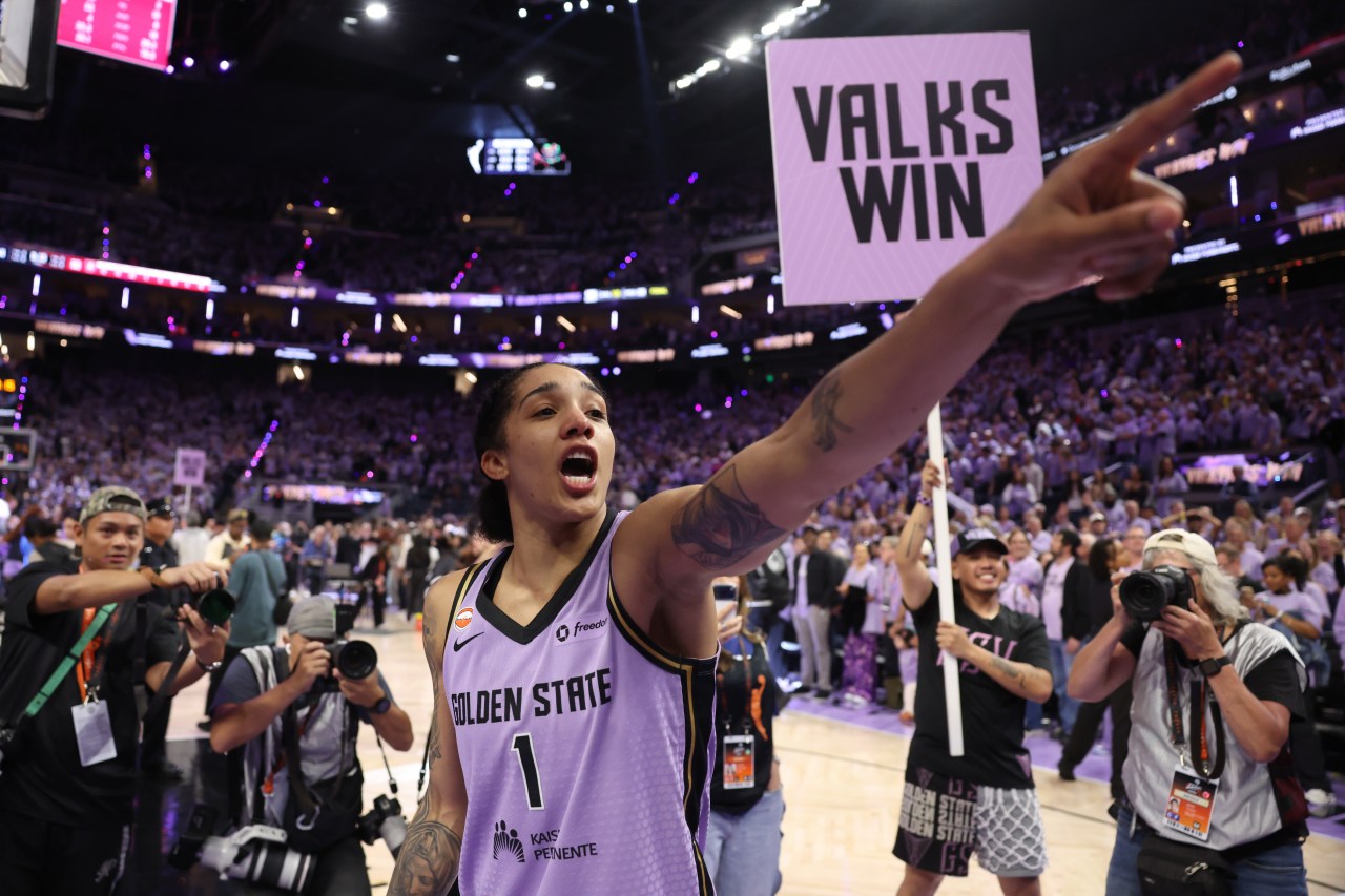 They're playing for the WNBA title. Their fans will watch at breakfast.