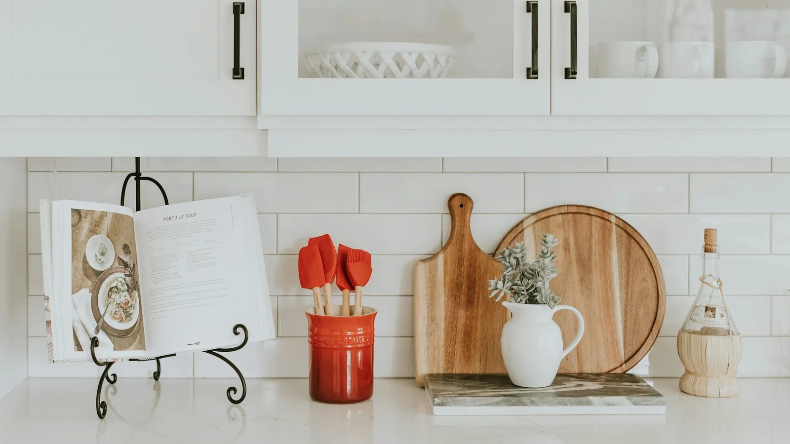 A room-by-room guide to decluttering before a move