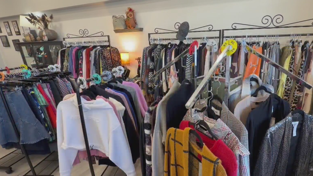 How to make money selling your clothes through consignment