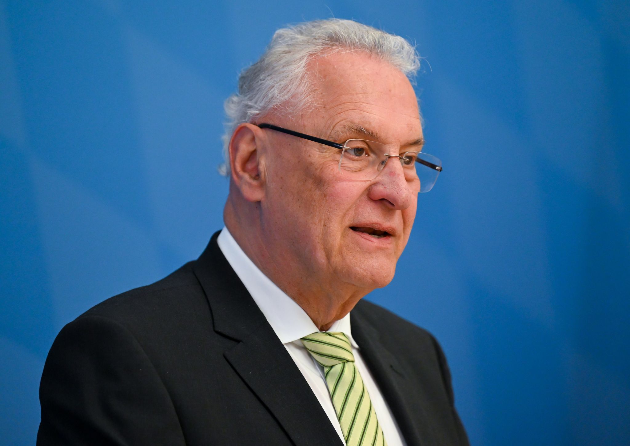 Herrmann rechnet bei Samstags-Demos nicht mit Gewalt
