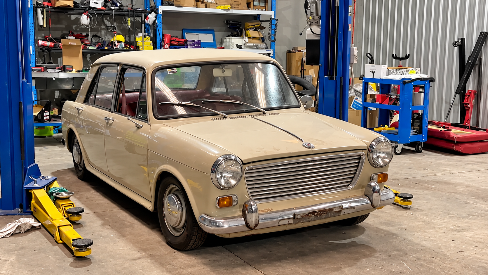 This 1966 Morris hid a completely blocked engine
