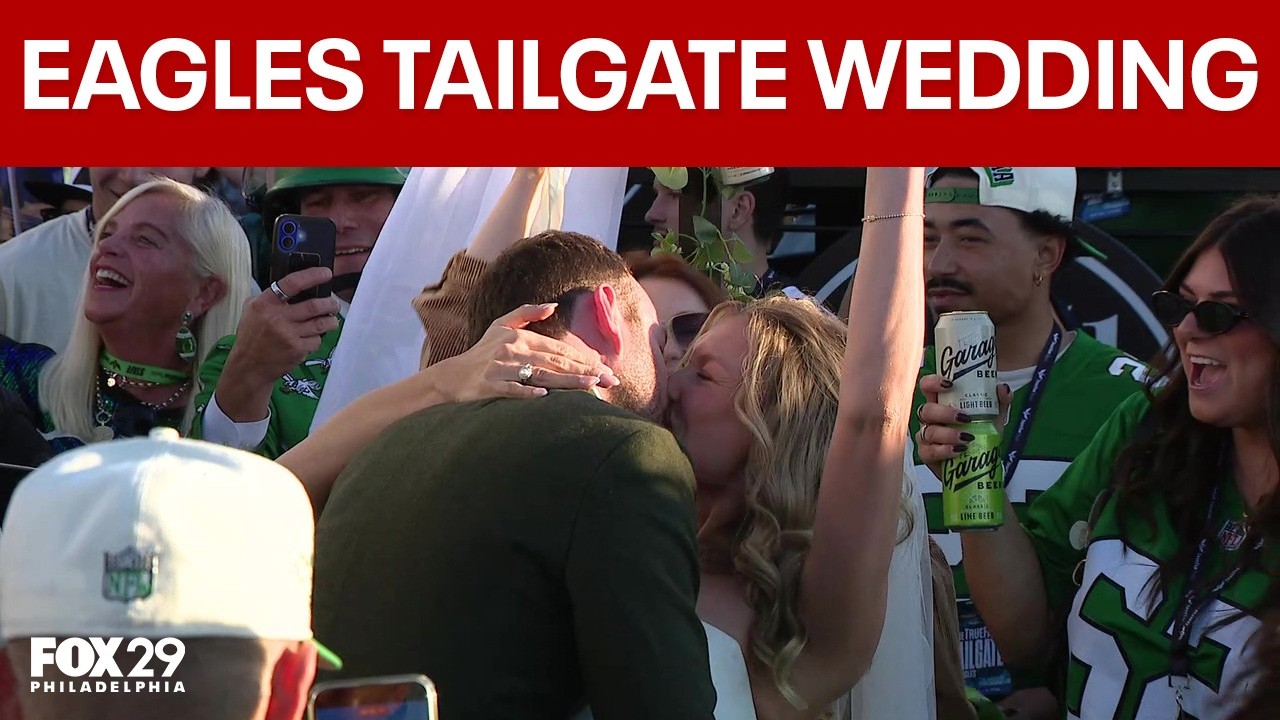 Eagles fans tie the knot with tailgate wedding outside Lincoln ...