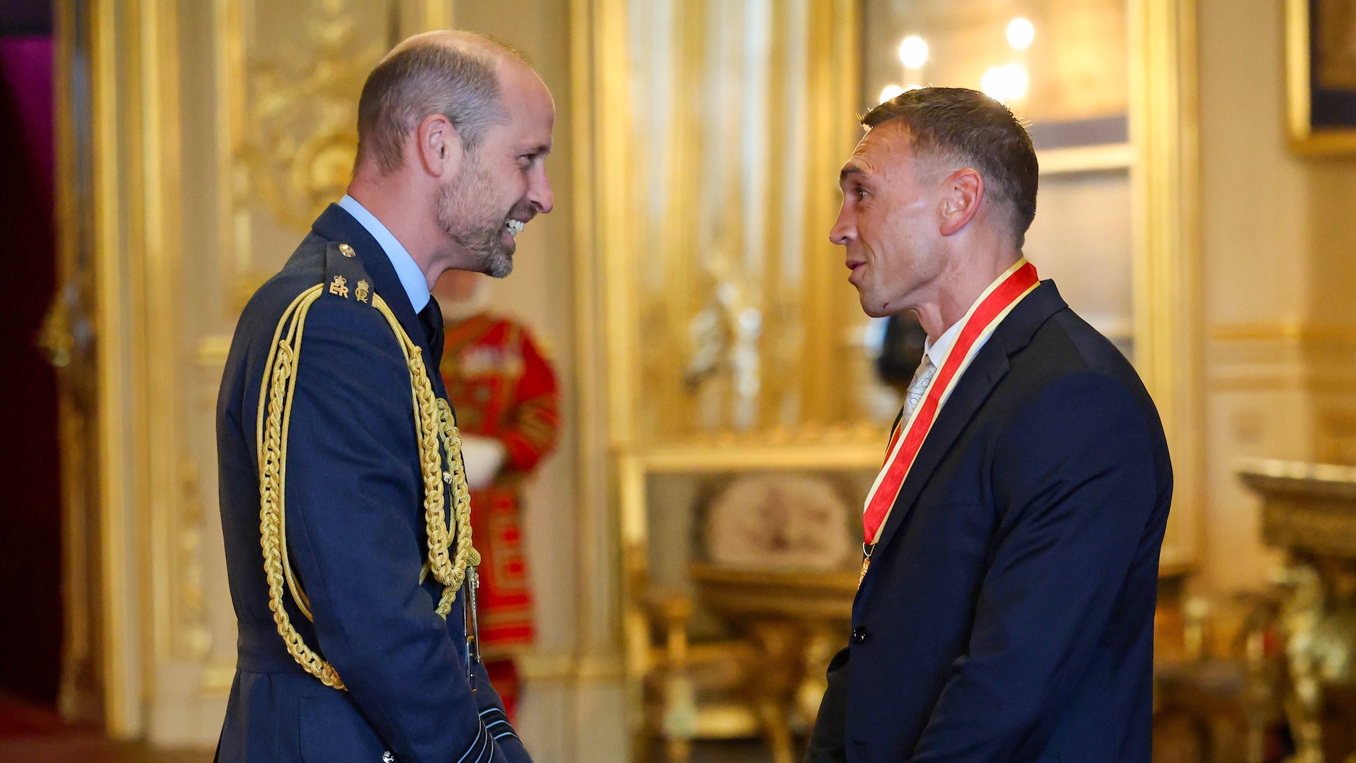 Prinz William schwärmt nach Ritterschlag von Kevin Sinfield: „Längst ...