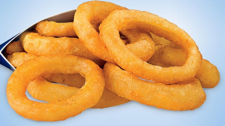 Craving onion rings? This fast food chain serves the best of the best