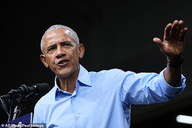 Trump slams Obama's 'dirty, filthy and broken' White House