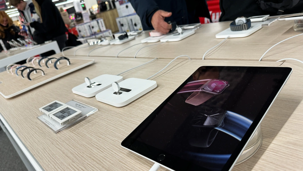 Apple unveils iPad mini with OLED and A20 Pro chip
