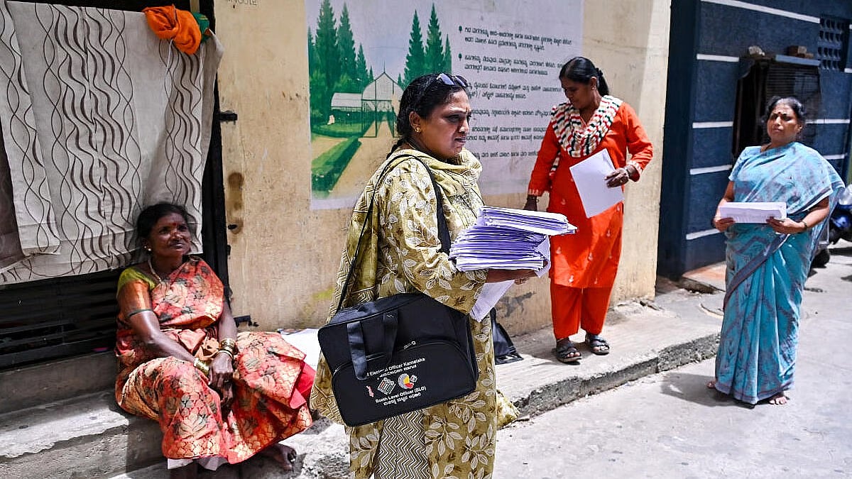 Karnataka final voter list out after SIR; over 1.08 crore enumeration ...