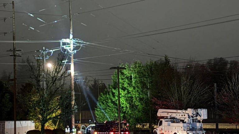 Power line fire blocks Highway 26 between Sylvan, Highway 217