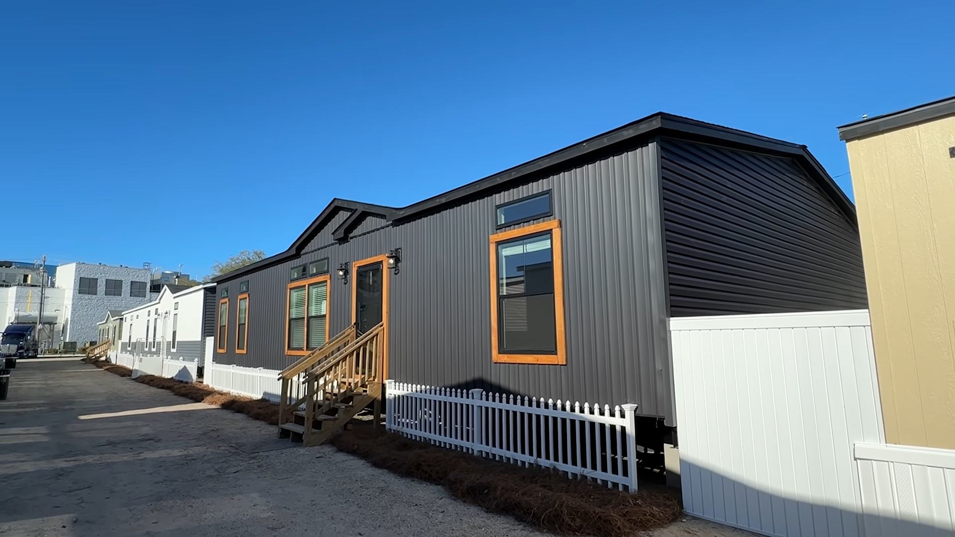 Tour this 3-bedroom, 2-bath manufactured home by Live Oak Homes