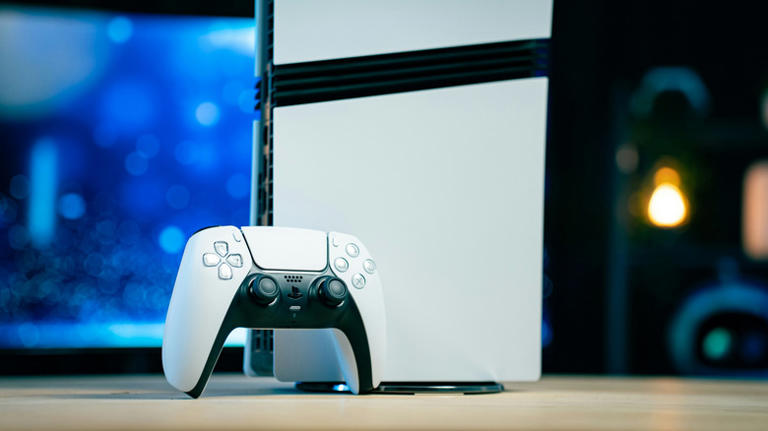 A jailbroken PlayStation 5 can play PS2 discs, but Sony is giving users ...