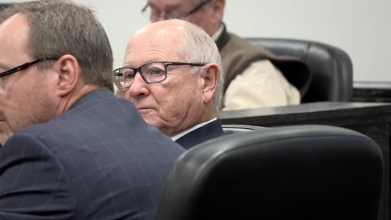 Former Mount Pleasant city manager’s trial begins