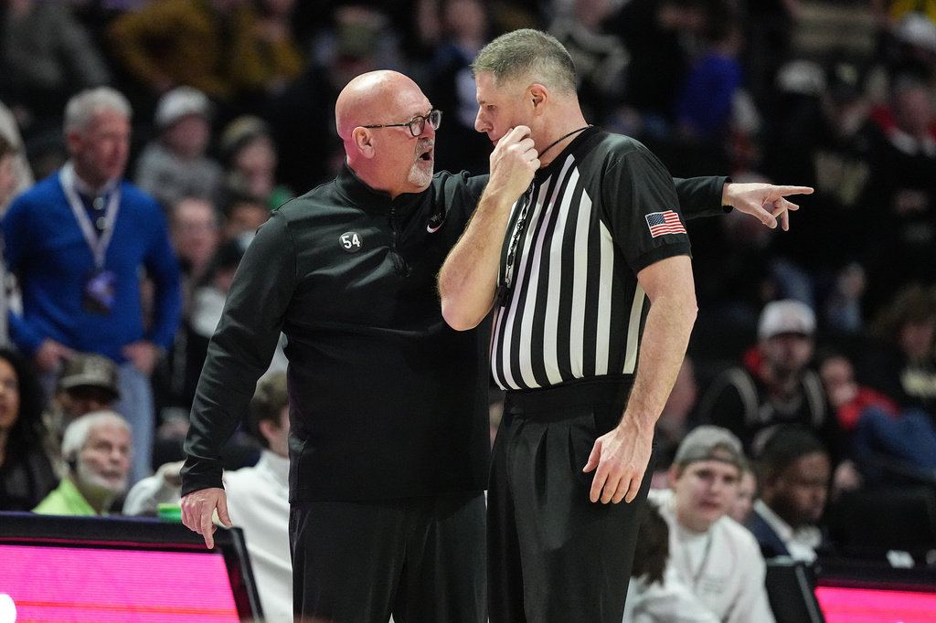 Wake Forest chases elusive March Madness bid entering year 7 under ...