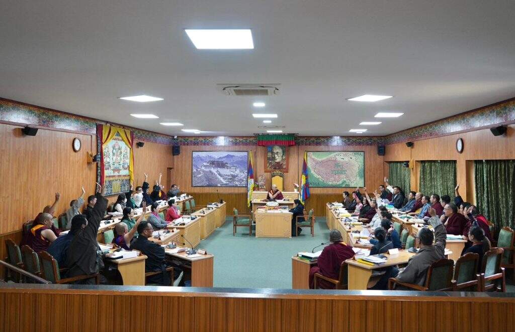 Tibetan monastic body bars monks from holding political positions
