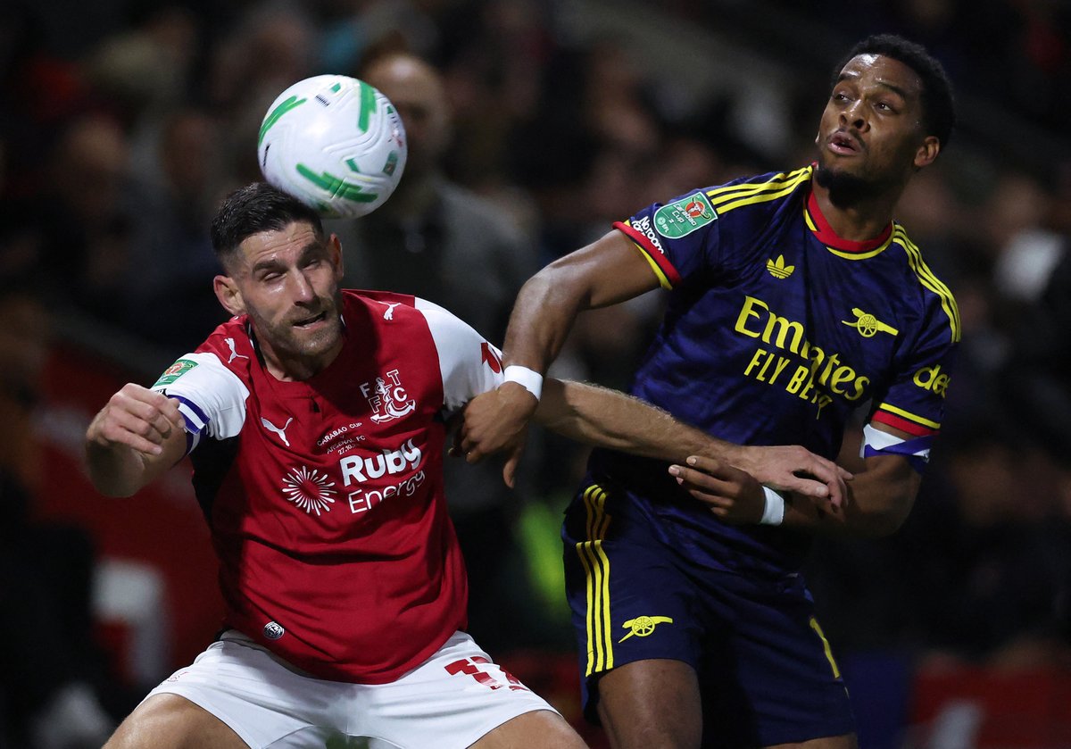 Fleetwood 1-0 Arsenal: Gunners struggling to create chances - Live