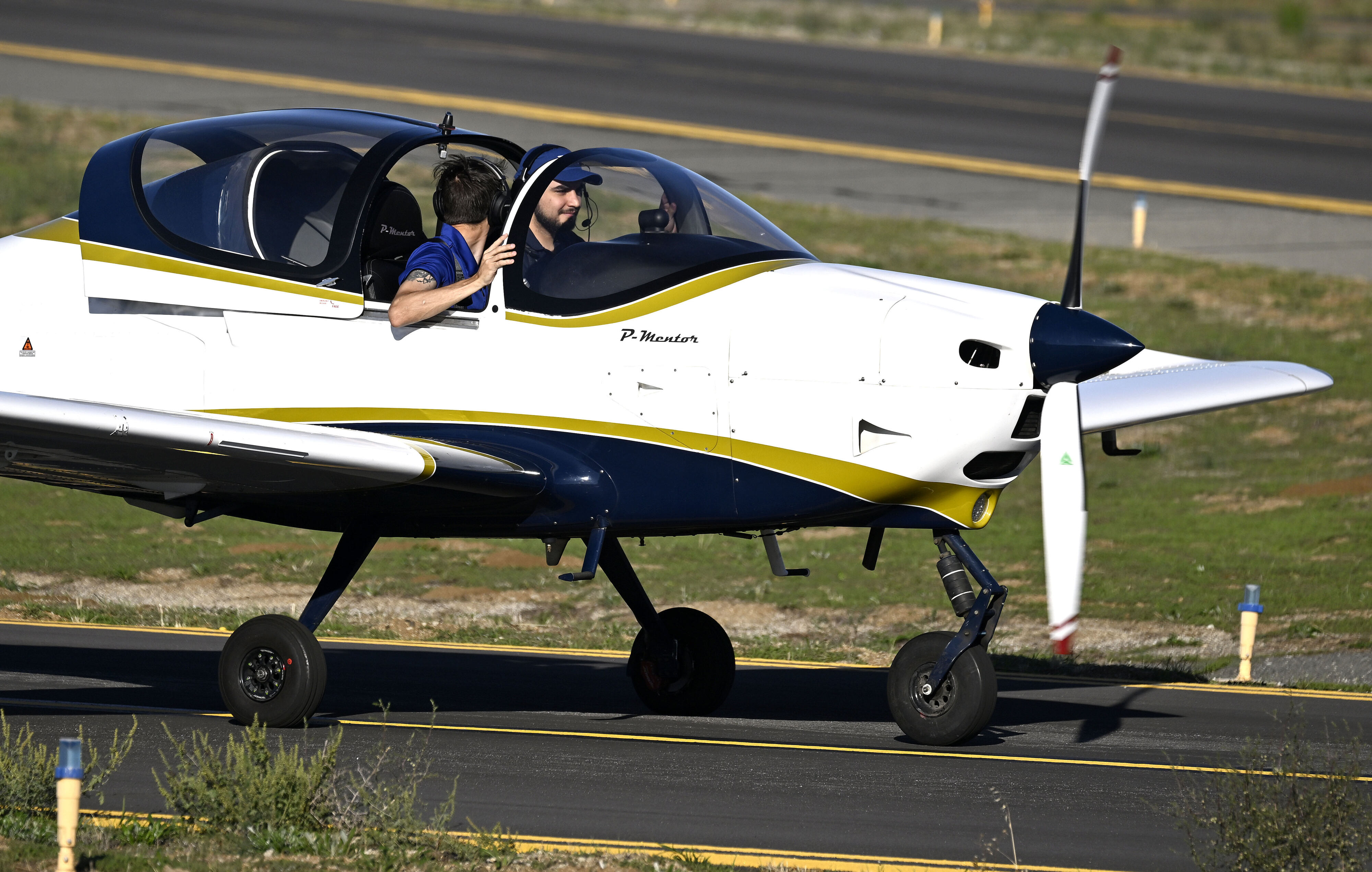 New flight school hopes to soar at Riverside Municipal Airport