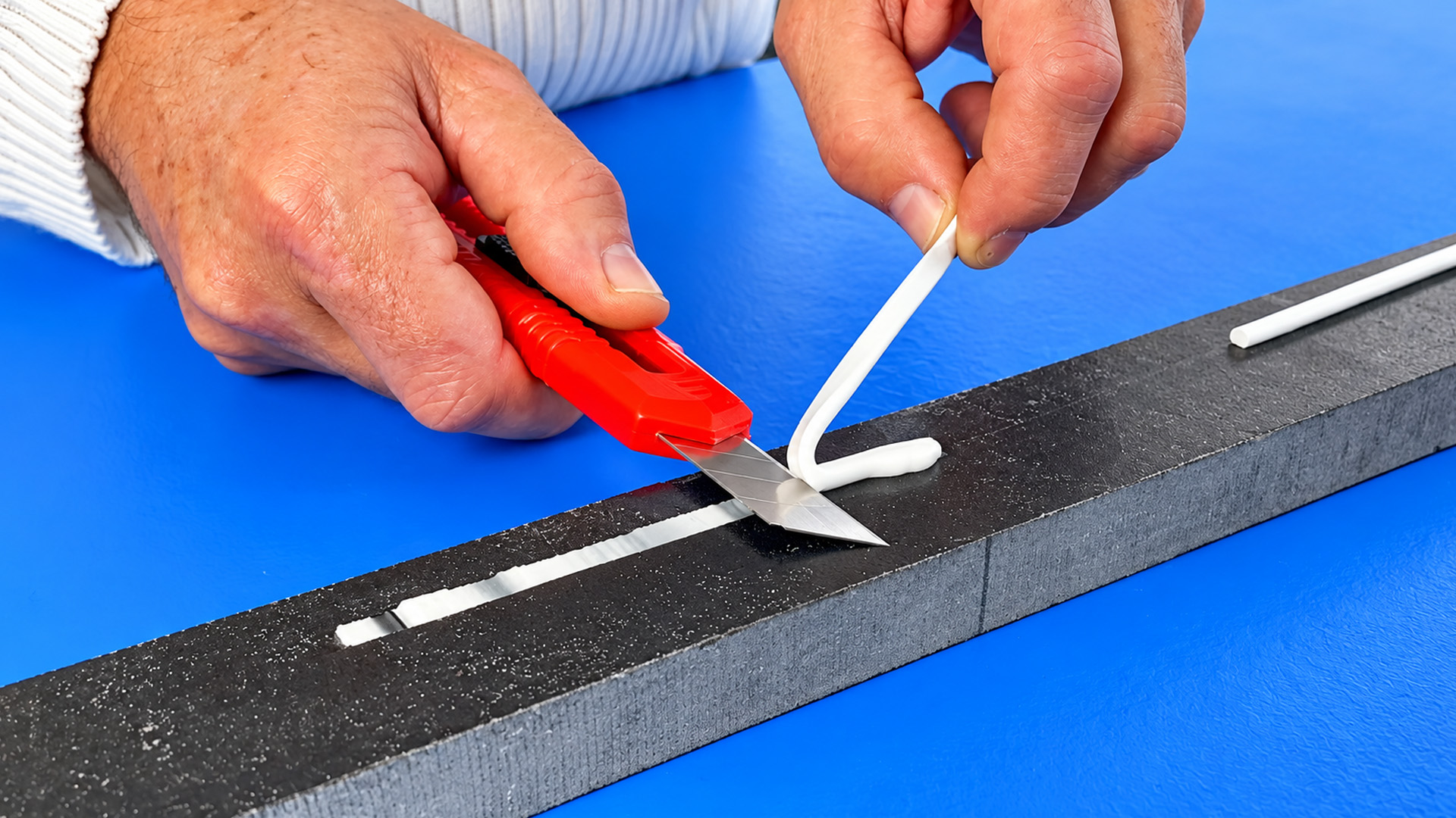 6 practical silicone caulk techniques for clean beads and tight corners