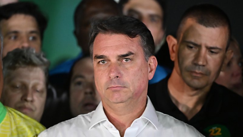 Defeated presidential candidate Flavio Bolsonaro flees Brazil