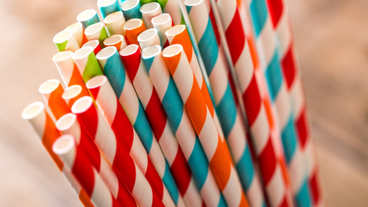 Paper straws have 6.33 times higher carcinogenic risk than plastic ...