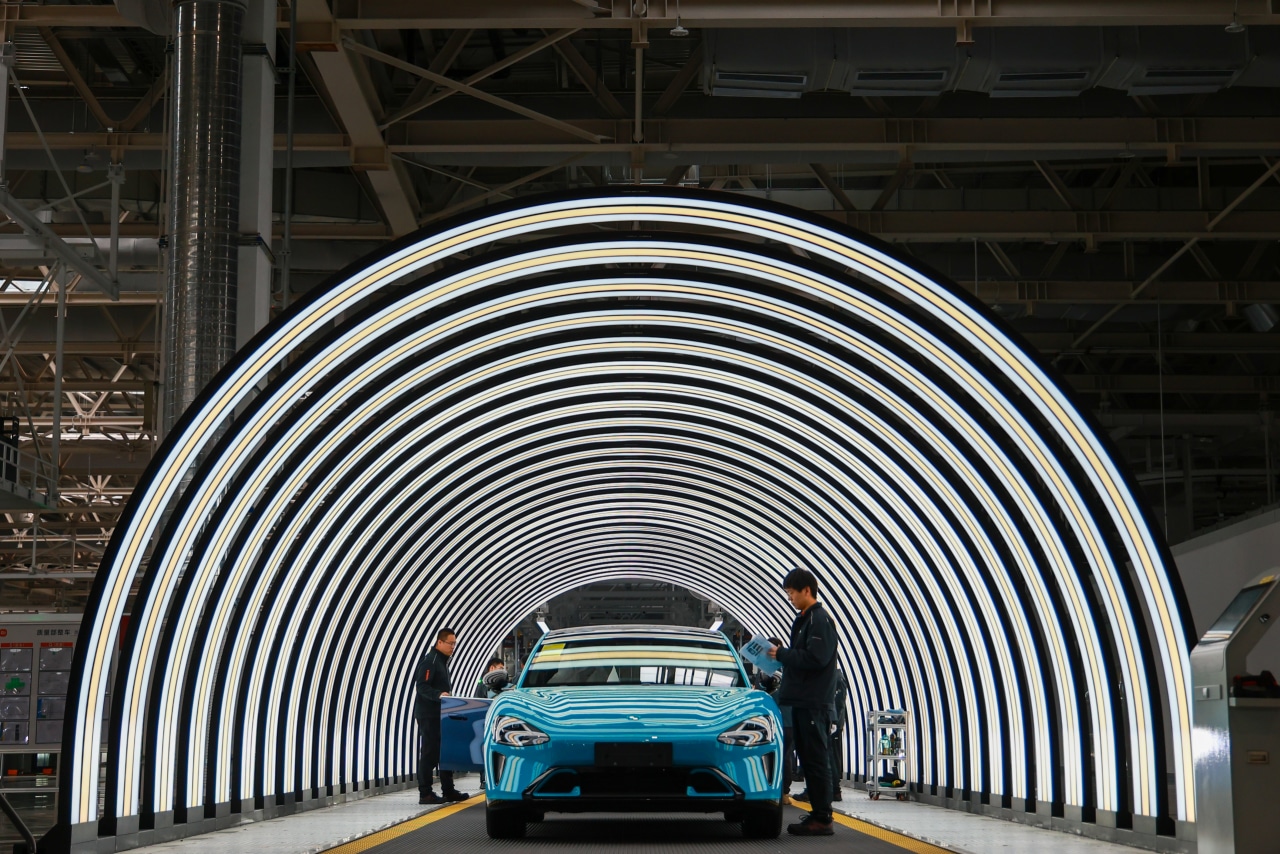 China's car industry is wowing the world but crashing at home