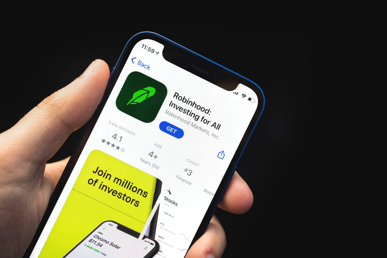 Robinhood deepens crypto push ahead of earnings with Ripple partnership