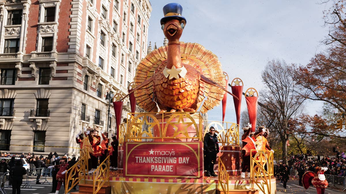 Giant dog float coming to Macy’s Thanksgiving Day Parade to honor ...