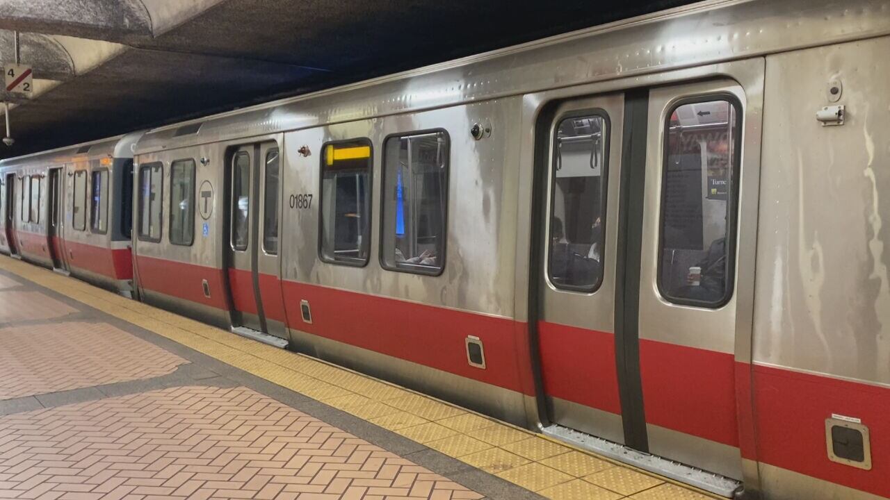 Man fatally struck by Red Line train in Cambridge, police say