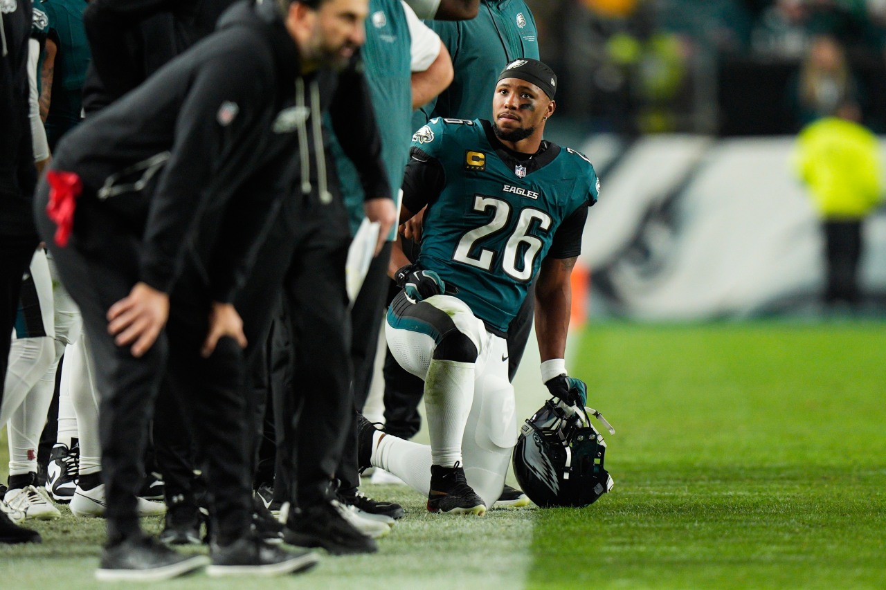 The NFL team barreling toward a $500 million financial cliff