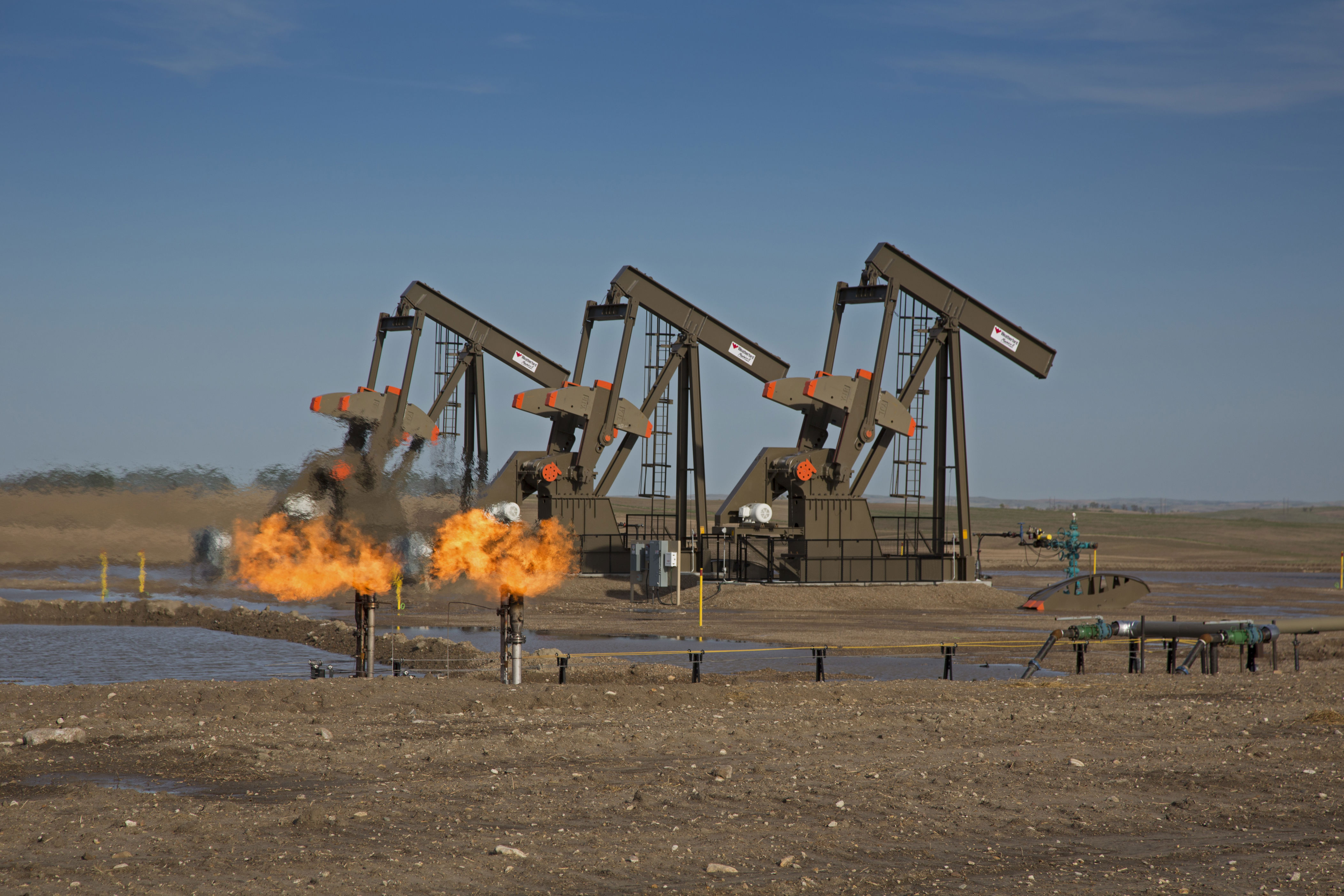 Trump to announce relaxed rules on oil firms' methane leaks