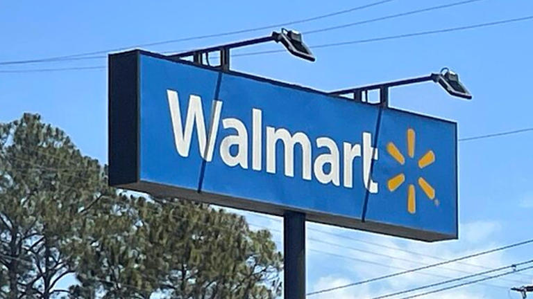 Walmart Great Value fruit cocktail is recalled over lead