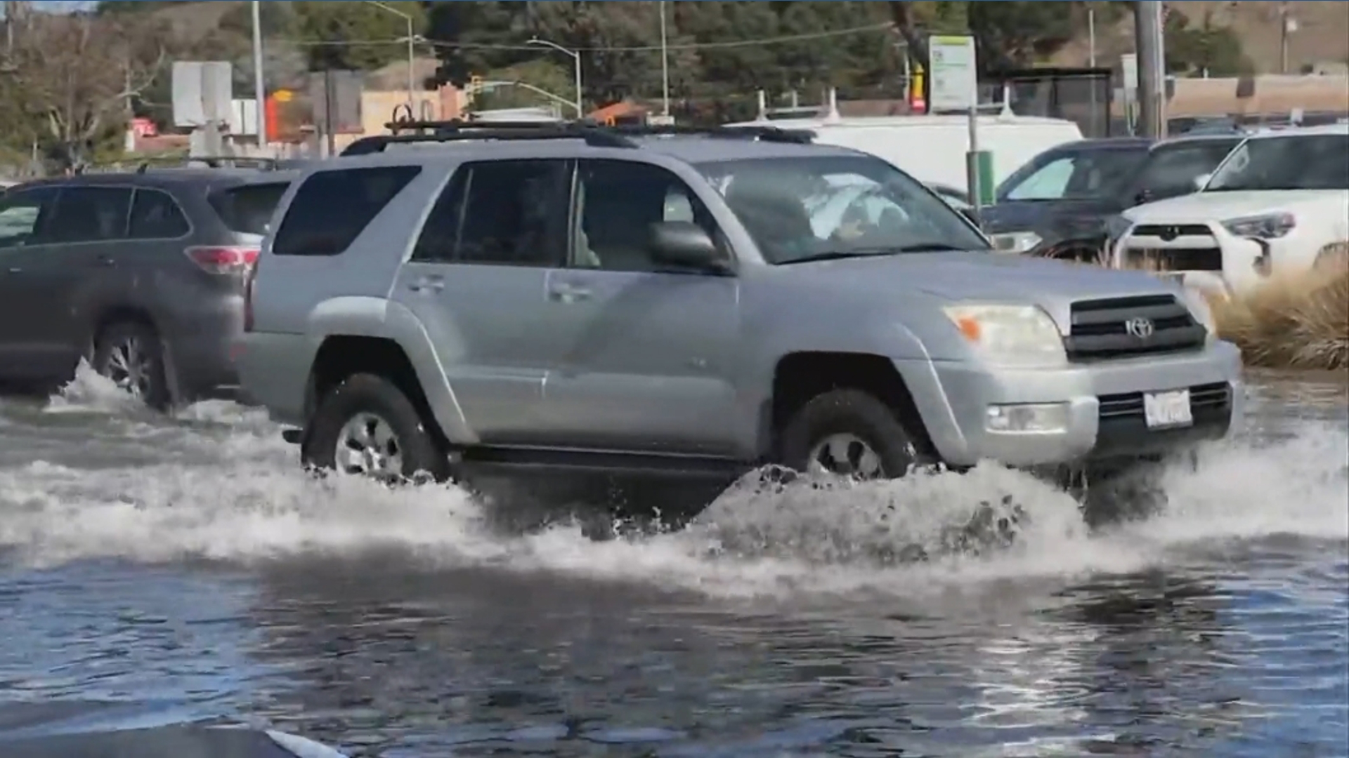 High tides and high water impacting both US coasts