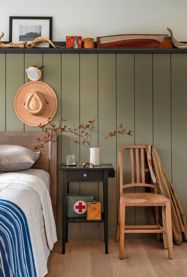 This tiny beach cottage is filled with hidden storage ideas that make ...