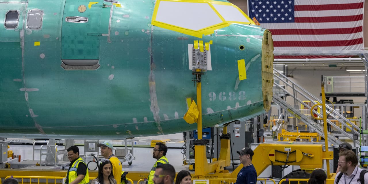 The big reason Boeing's stock is falling so hard after earnings