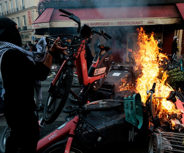 Poll: 50% agree with Trump on France riots