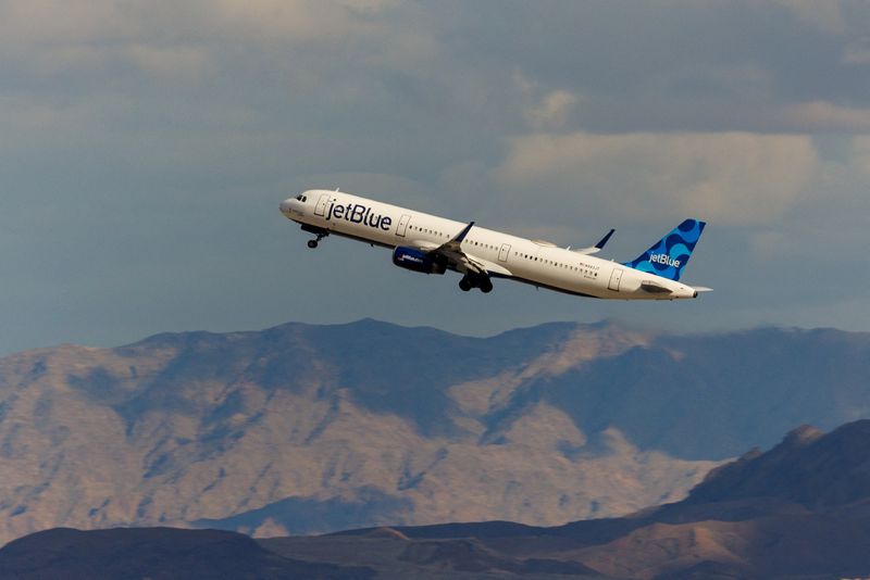 Exclusive-JetBlue CEO says company not in talks with its creditors