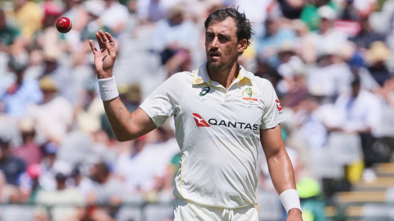 Starc six-for flips test: Pacer rips through South Africa after 158/0 ...