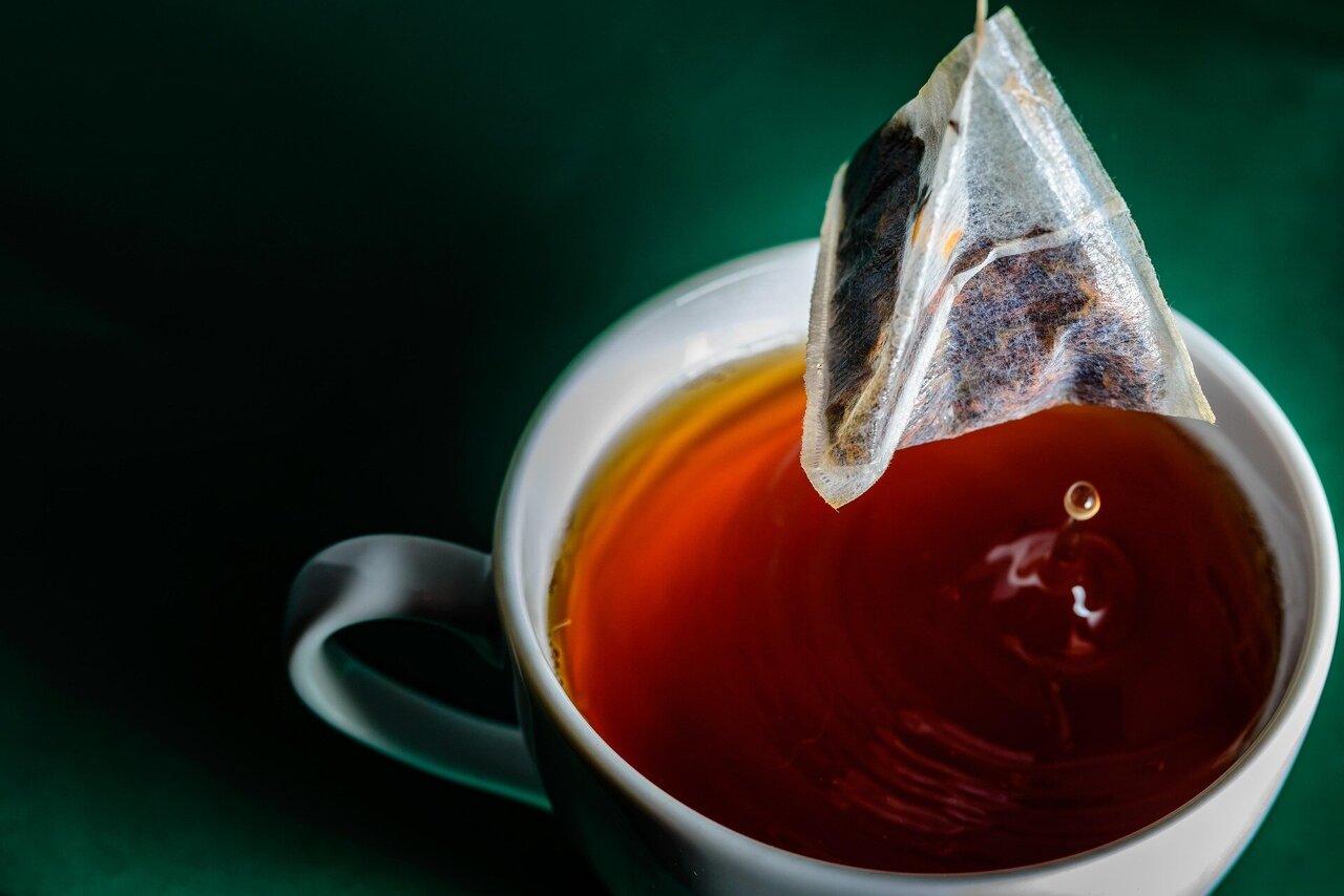 Plastic tea bags are releasing BPA, plasticizers and up to 2,500 ...