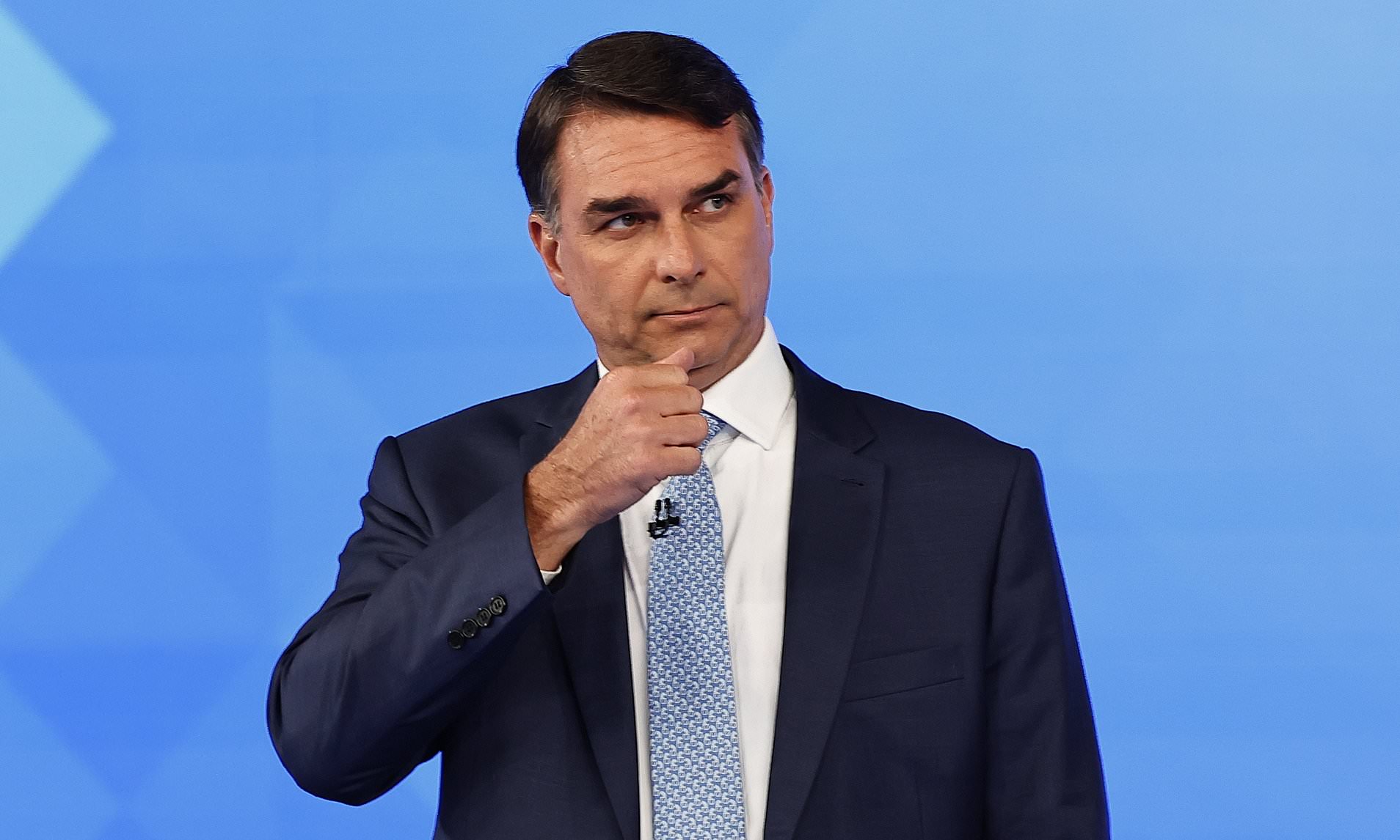US will issue visa to Flavio Bolsonaro after he fled Brazil following election loss