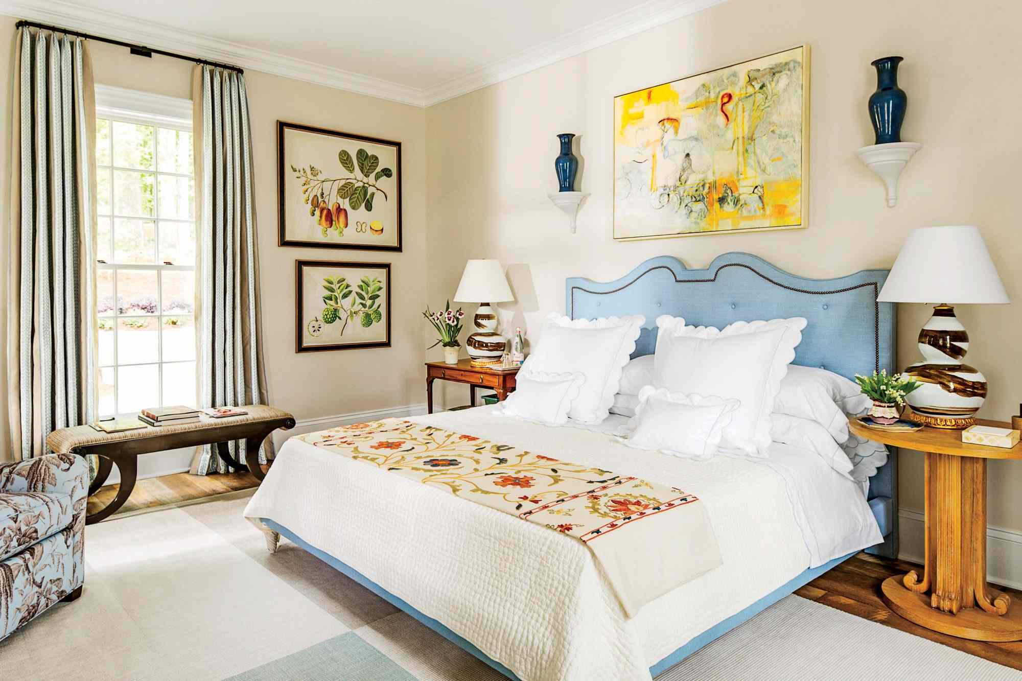 How to mismatch nightstands like a designer
