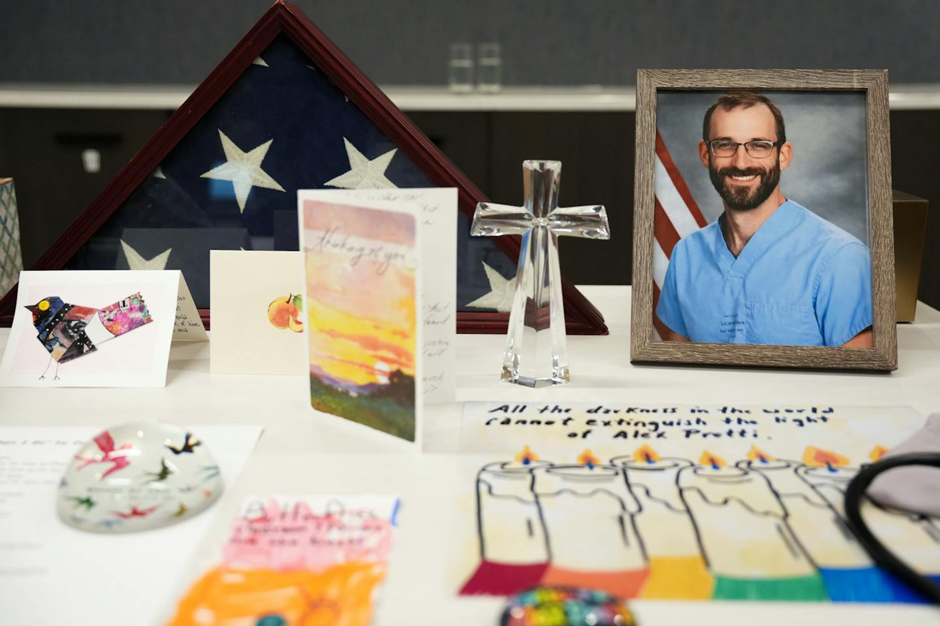Parents of Alex Pretti claim Justice Department is shielding agents who ...
