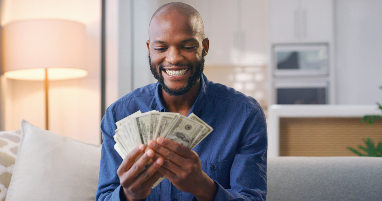 All it takes is $5,000 invested in Enterprise Products Partners (EPD) to generate $300 in annual passive income