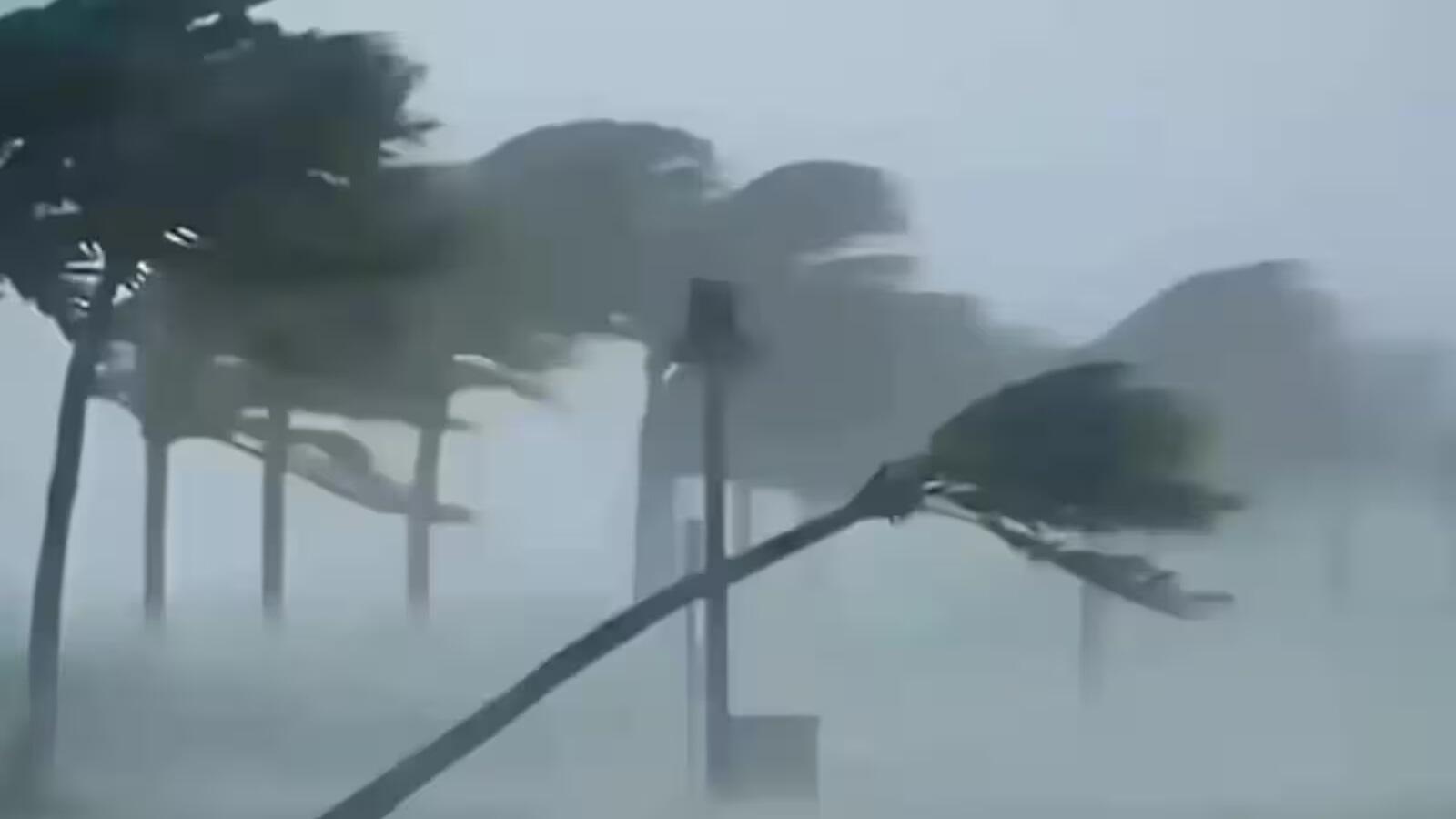 17 राज्यों में चक्रवाती बारिश का अलर्ट, 75 की स्पीड से आंधी, IMD अपडेट