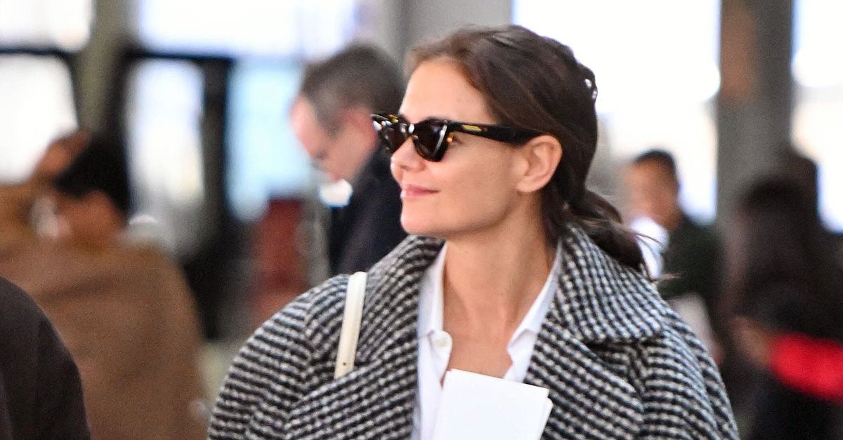Every good winter 2026 airport outfit will include this it item—trust me