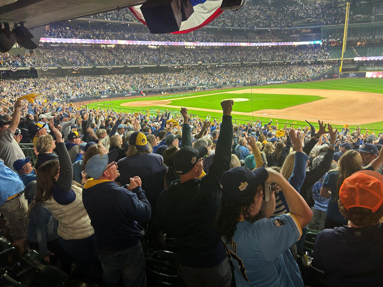 Brewers fans fill American Family Field for Game 4 watch party